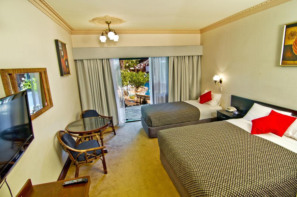 Heritage Country Motel Пърт Екстериор снимка